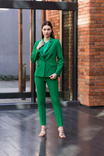 Żakiet w kolorze soczystej zieleni.jpg