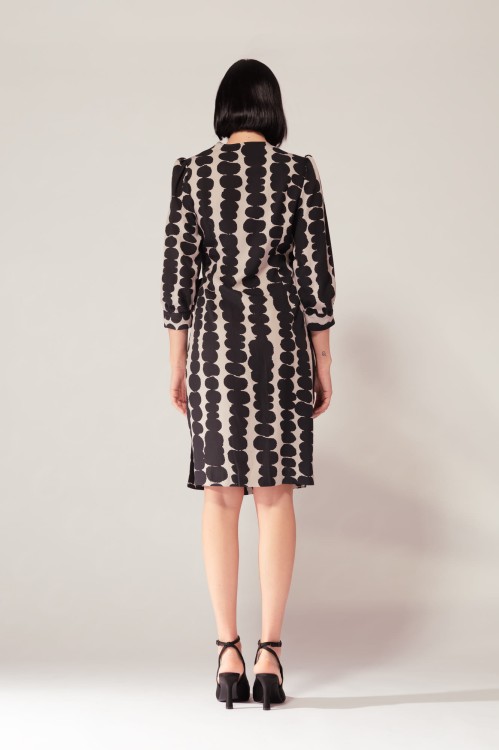 Kopertowa sukienka w czarny wzór (1).jpg
