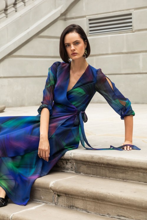 Elegancka sukienka w zjawiskowych kolorach (2).jpg