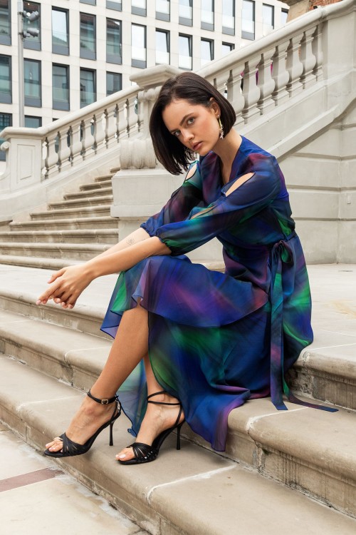 Elegancka sukienka w zjawiskowych kolorach (3).jpg