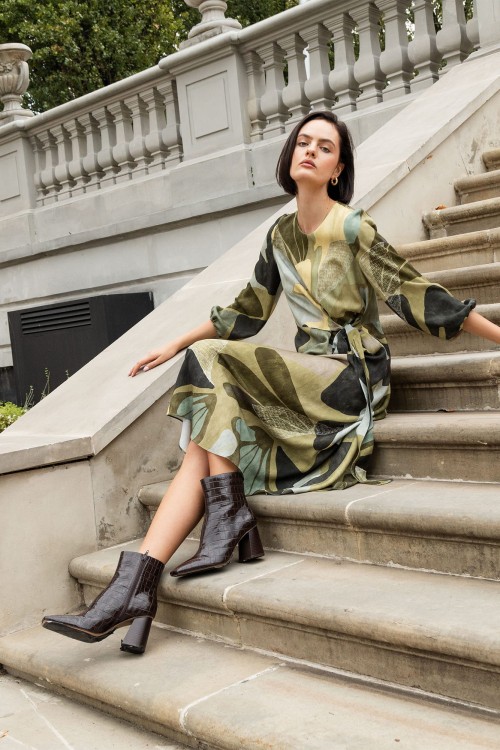 Sukienka midi w zjawiskowych odcieniach zieleni (1).jpg