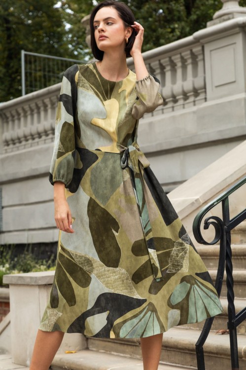 Sukienka midi w zjawiskowych odcieniach zieleni (3).jpg