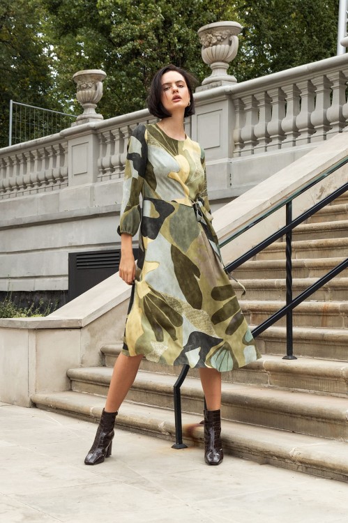 Sukienka midi w zjawiskowych odcieniach zieleni (4).jpg