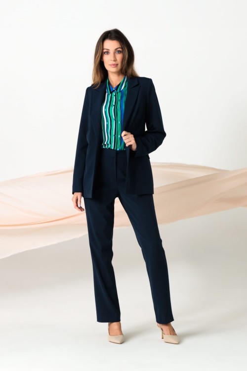 Przedłużany żakiet w kolorze granatowym (3).jpg