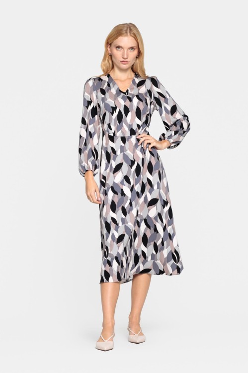 Wiskozowa sukienka w oryginalny wzór