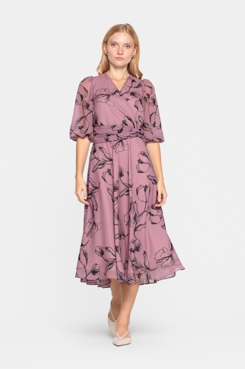 Elegancka sukienka w roślinny wzór