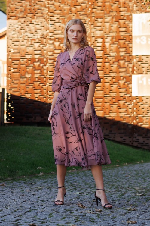 Elegancka sukienka w roślinny wzór3