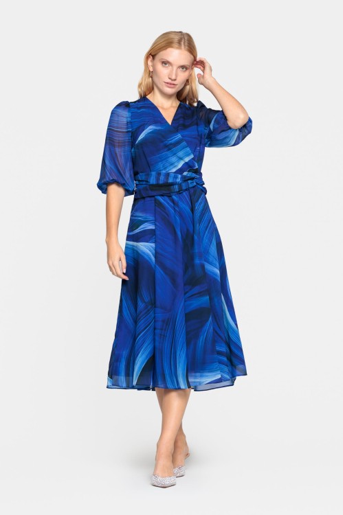 Rozkloszowana szafirowa sukienka (2).jpg