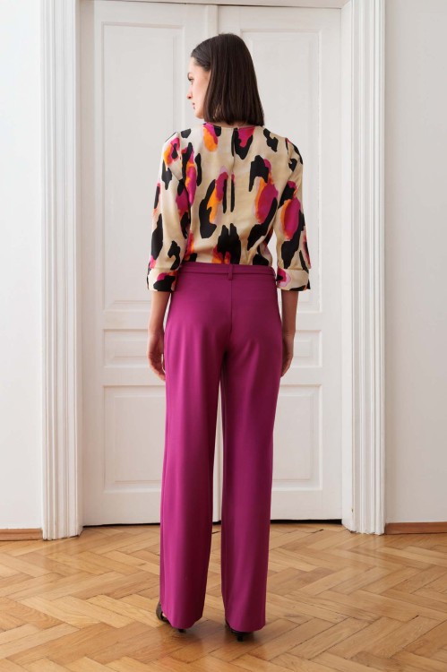 Spodnie z szeroką nogawką w kolorze fuksji 2.jpg