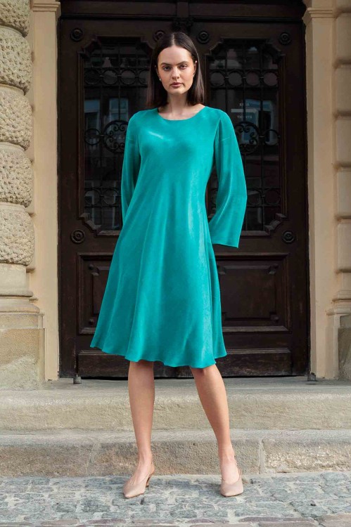 Sukienka w kolorze szmaragdowym 1.jpg