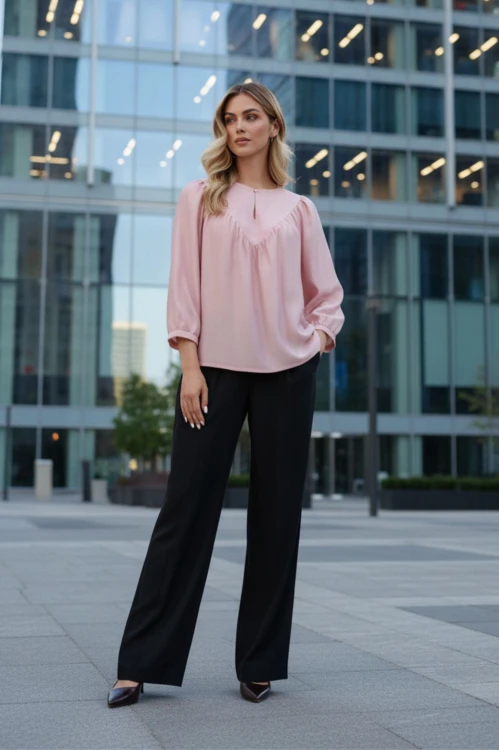 Elegancka bluzka o swobodnym kroju  4
